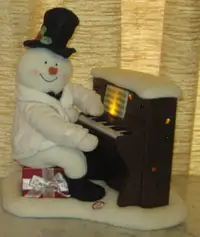 2005 Hallmark Jingle Pals Piano Snowman