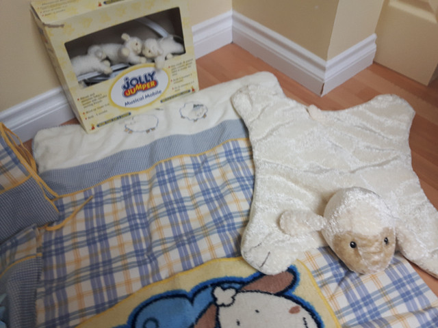 Sheep theme Baby Crib Bedding Set & many access. (See all pics) in Cribs in Gatineau - Image 2