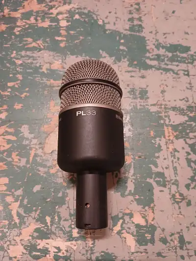 Electro-Voice PL-33 Kick Drum Mic, View more