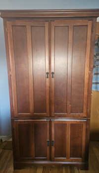 Armoire-Entertainment unit 