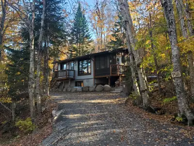 Chalet St-Adolphe spécial automne 2 mois $ 4600.00
