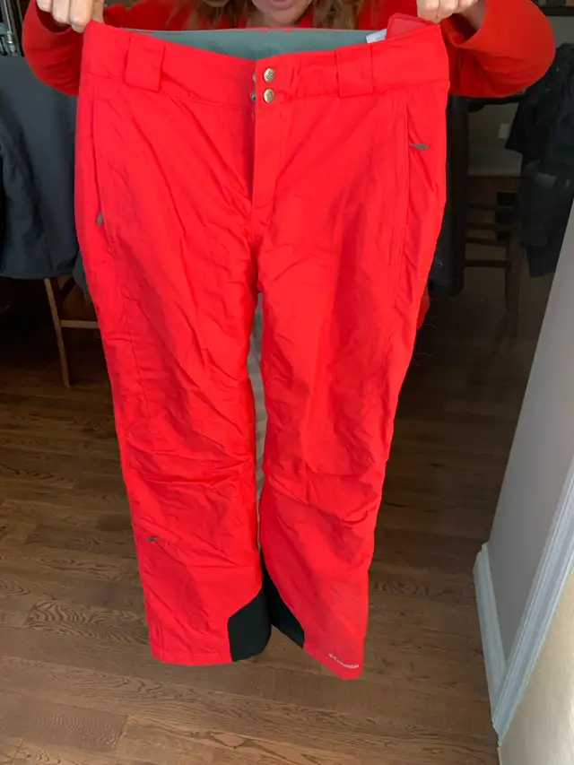 Columbia Women Winter jacket and pants in Women's - Tops & Outerwear in Calgary - Image 7