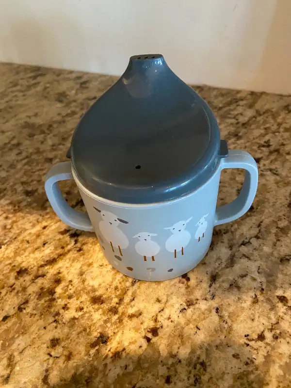 Tasse pour bébé marque Lassig moutons in Multi-item in City of Montréal - Image 2