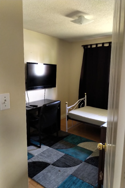 Room for Rent Acadia Room Rentals & Roommates Calgary Kijiji