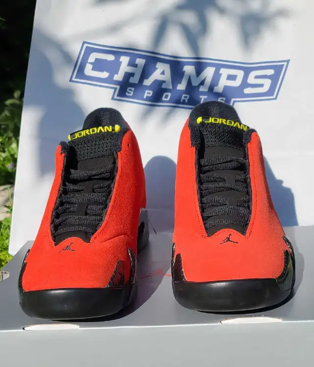 100% JORDAN 14 Ferrari Red 2025 in Men's Shoes in Oshawa / Durham Region - Image 4