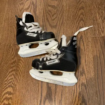 Bauer Junior kids ice skate size 8, View more