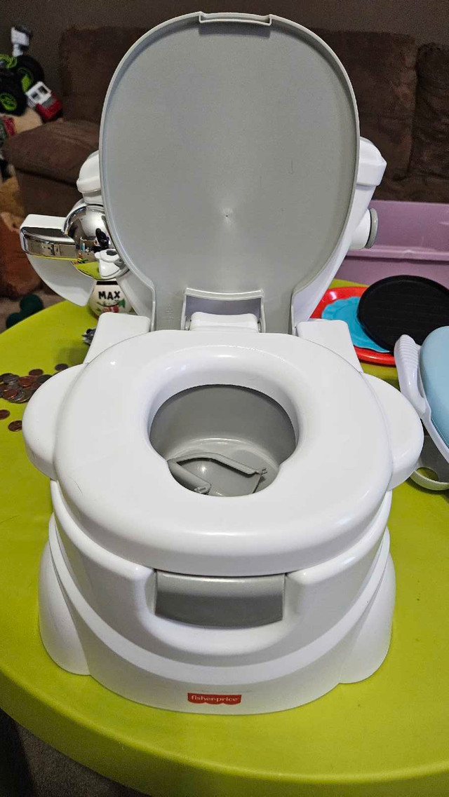 Toilet training potty in Other in Strathcona County