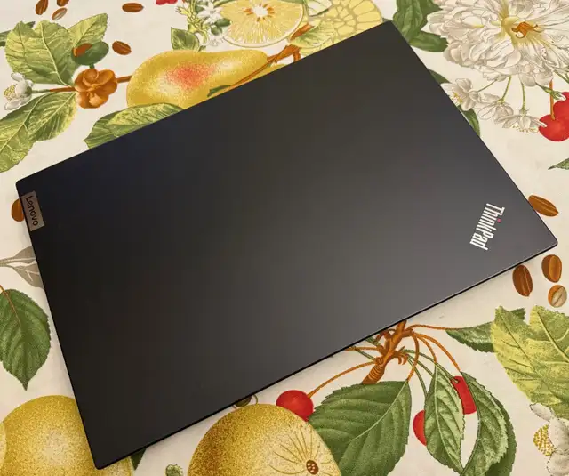 Lenovo ThinkPad L15 G2 Touchscreen 8gb Memory 256gb SSD Laptop * in Laptops in Markham / York Region - Image 2