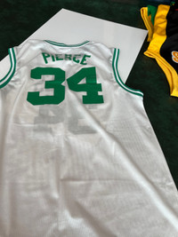 Mitchell & Ness Authentic Athketic Wear