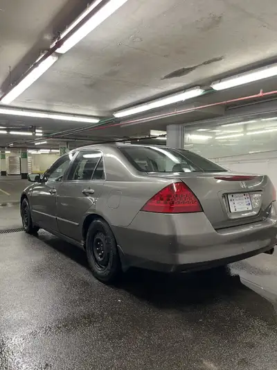 Being sold AS-IS and price is firm. Excellent winter beater, comes with OEM rims with no tires but c...