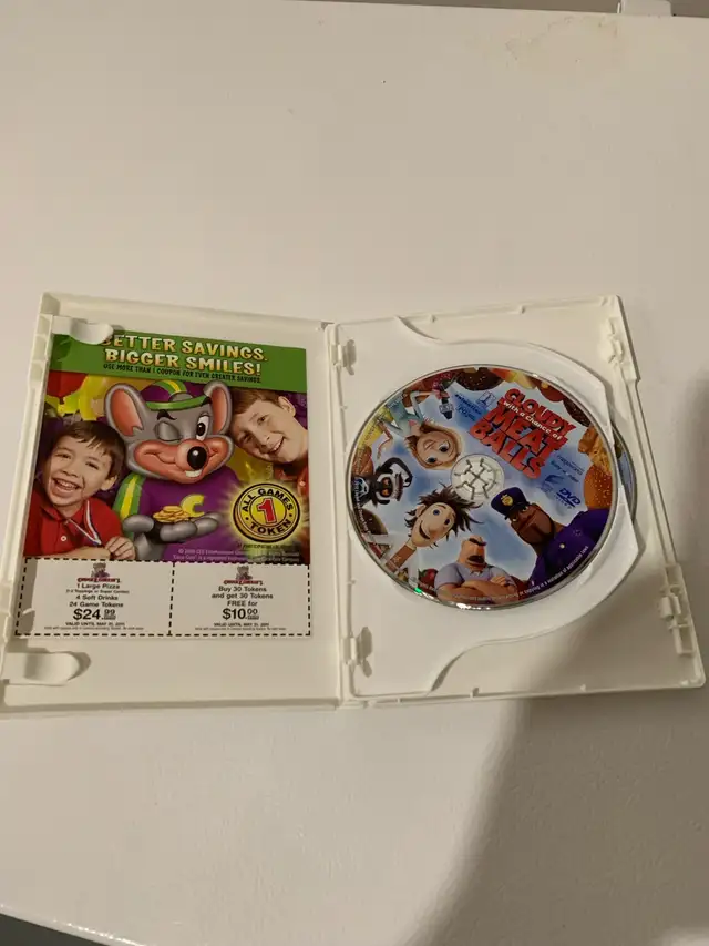 Cloudy with a chance of Meatballs - DVD in CDs, DVDs & Blu-ray in Ottawa - Image 4