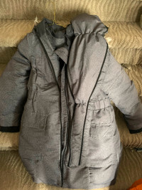 Maternity coat with extender