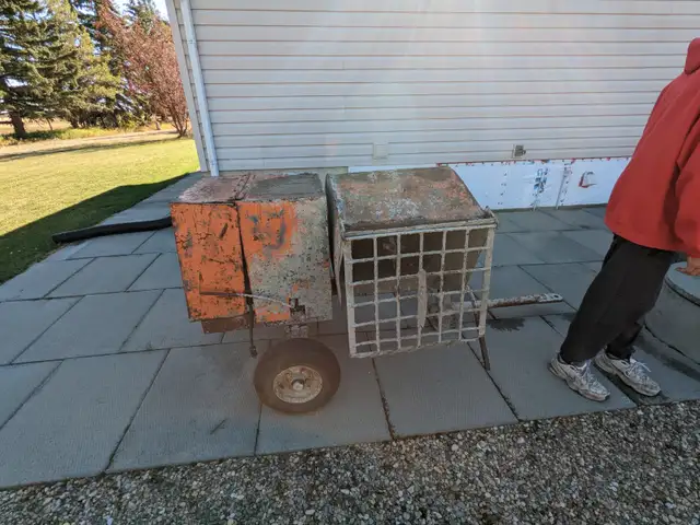 Portable Concrete Stucco Mixer in Power Tools in Red Deer - Image 3
