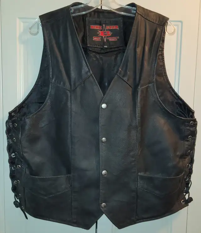 Motorbike - Bike star Leather pants and vest in Motorcycle Parts & Accessories in Red Deer - Image 8