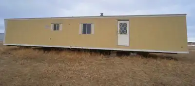 I can negotiate the price Trailer info Year: 1970 Model or series: El monte mobile home 14x70 Color:...