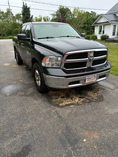 18,000 or best offer Fresh tires Inspected till March 2028 Looking to sell my truck. Was recently pa...