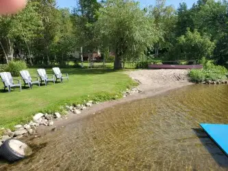 Fantastic Lakefront cottage in Ontario in Canada - Image 3