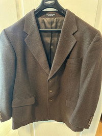 Ruffini Men's Cashmere Sports Jacket. Made in Macedonia.