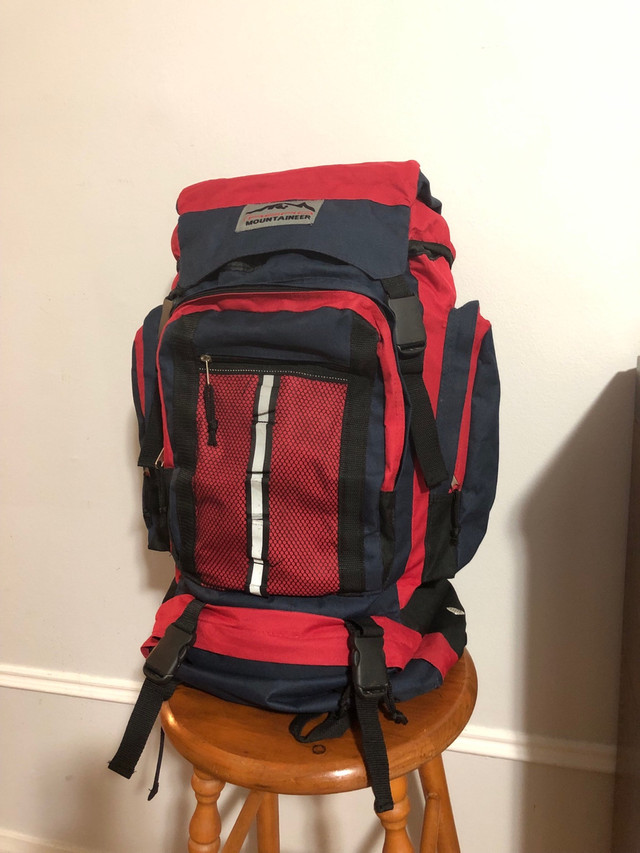 areo mountineering backpack/ H26"xW14"x8" in Fishing, Camping & Outdoors in City of Toronto