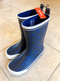 New with tags size 2 kids rain boots