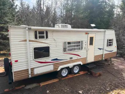 25ft Travel Trailer for sale, includes everything needed to get up and running and more. The reason...