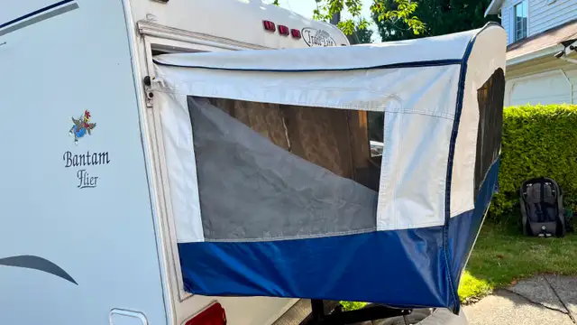 Travel/ Camping Trailer - 2008 Trail-Lite Bantam Flyer 18' in Travel Trailers & Campers in Delta/Surrey/Langley - Image 4