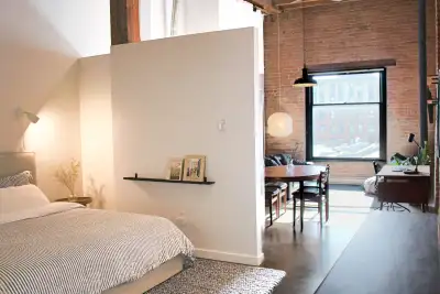 3 month minimum rental - available Aug 13, 2026- Jan 5, 2027 Gastown living doesn't get better than...