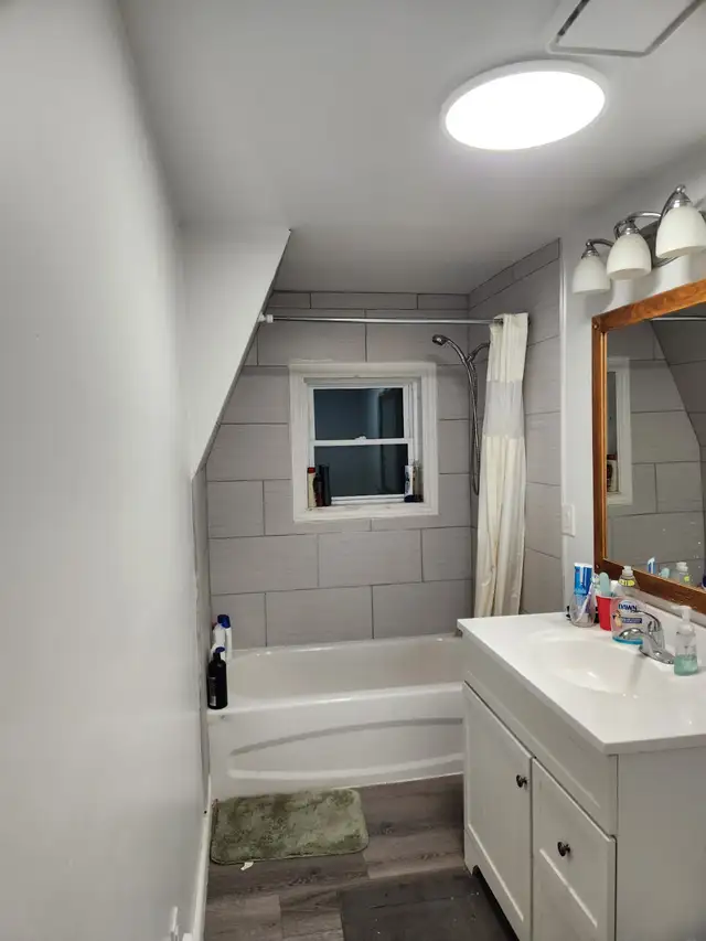 Room Rent in Room Rentals & Roommates in Owen Sound - Image 4