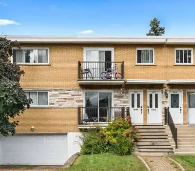 Cession de bail — Grand 5½ à Longueuil Je cède mon bail pour un grand 5½ lumineux et spacieux avec s...