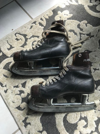 Vintage ice skates - Size 5