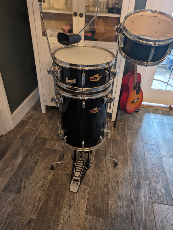 Black Trixon Cocktail Drum Kit in excellent condition in Drums & Percussion in Kawartha Lakes - Image 2