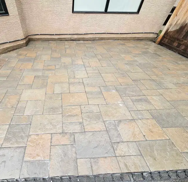 Professional Landscape Construction557016888315095045