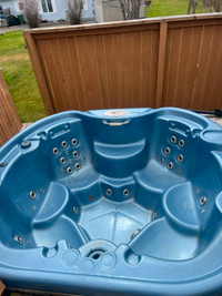 Hot Tub for parts or repair