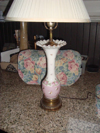 Table lamp