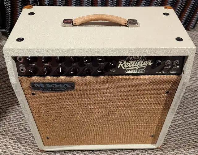 Mesa Boogie Maverick Dual Rectifier - Guitar Amp in Amps & Pedals in Ottawa - Image 4