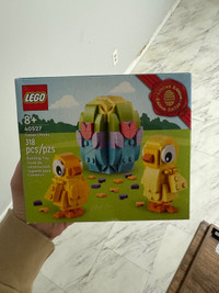 Limited Edition Easter Chicks LEGO Set