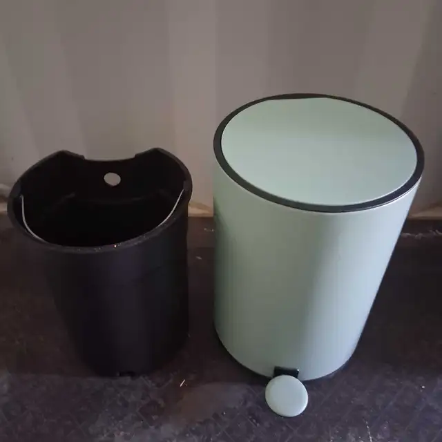 Green soft close Bin in Other in Calgary - Image 3