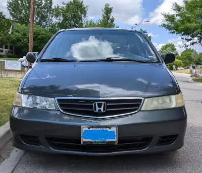 Family oriented. Great on entertainment and long trips, summer or winders. Power sliding doors. Heat...