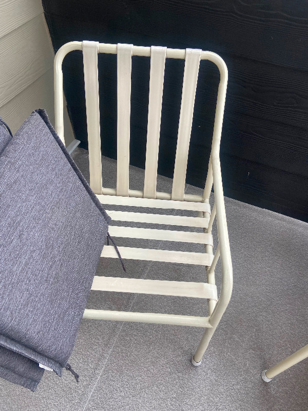2 Patio Chairs with Cushions in Patio & Garden Furniture in Edmonton - Image 4