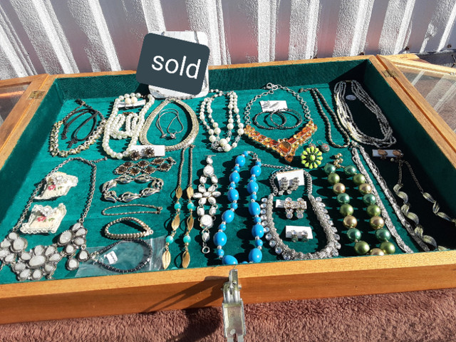 Vintage Jewelry Lot (Display Case not included) - $70 in Arts & Collectibles in Edmonton