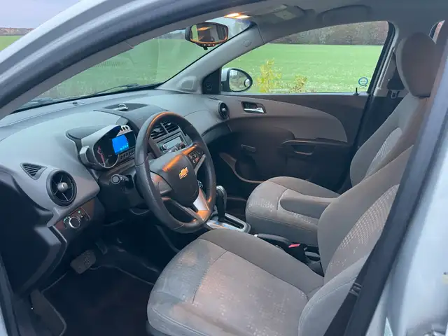 2012 Chevy sonic 605943988099502088