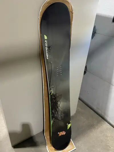 Nitro Snowboard With Neon Green Details - 161cm, View more