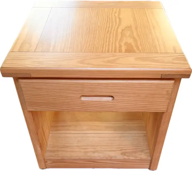 Solid Pine Night Stand  in Other Tables in Whitehorse - Image 2