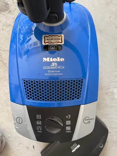 Premium Miele S6 Dimension Plus Silence Canister Vacuum – Made in Germany Selling my Miele S6 Dimens...