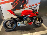 Ducati Streetfighter V4S 2021 700kms 