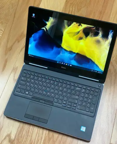 Dell Precision 7520, Xeon, 32GB, 512GB SSD, 15.6''touch, Quadro, View more
