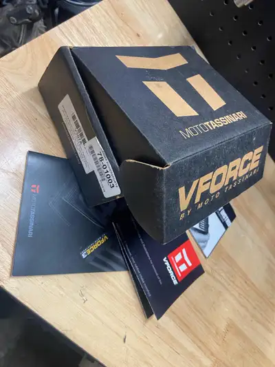 Used VForce 3 reed block. Comes with extra reeds (also used). Came out of a 2022 Yamaha YZ 250. Will...