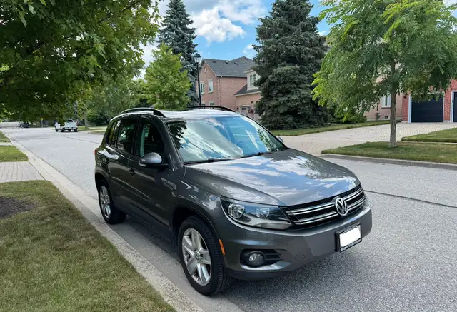2016 Volkswagen Tiguan 4MOTION 4dr Auto Comfortline in Cars & Trucks in Markham / York Region - Image 2