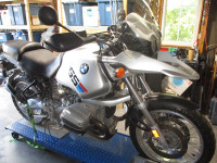 parting out 2000 BMW R1150GS, sold in parts only