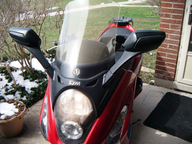 Need it Gone! 2009 SYM RV 250i cc motor scooter- in Scooters & Pocket Bikes in Stratford - Image 4